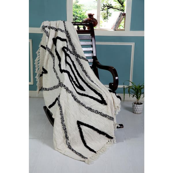 LR Home Norah Geometric Aztec Fringed Natural / Navy Decorative Cotton Throw Blanket