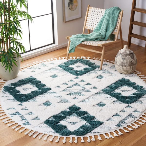 Moroccan Tassel Shag Moroccan Tassel Shag 3 ft. x 3 ft. High-Low Geometric Fringe Round Area Rug