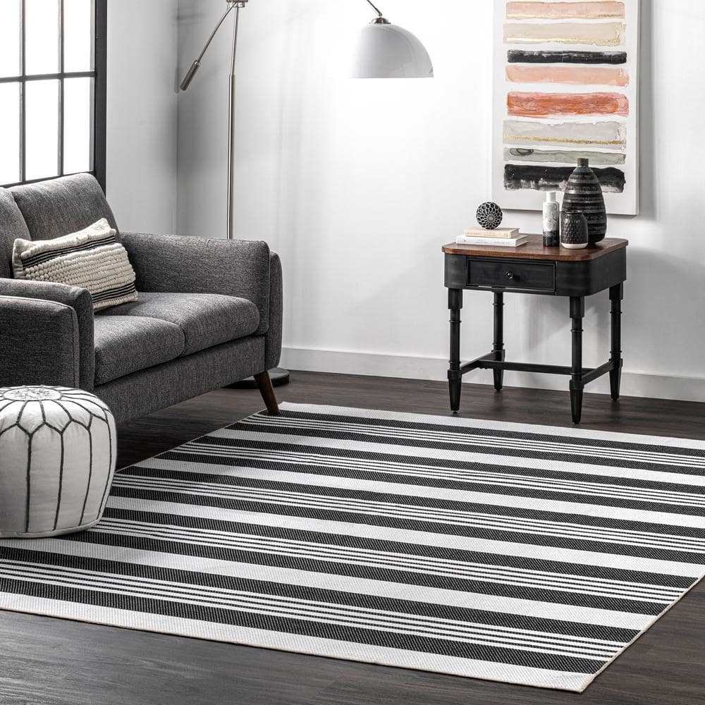 Sleek Striped Synthetic 3' x 5' Gray Rectangular Rug