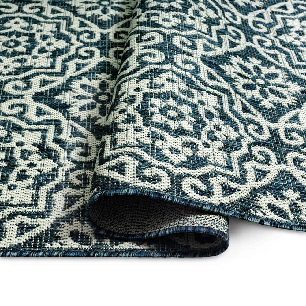 Teal Blue Geometric Synthetic Indoor/Outdoor Area Rug