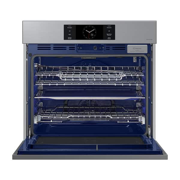 https://images.thdstatic.com/productImages/171ce0a8-1684-467d-bbfb-f6b182b649ab/svn/stainless-steel-samsung-single-electric-wall-ovens-nv51cg700ssr-40_600.jpg