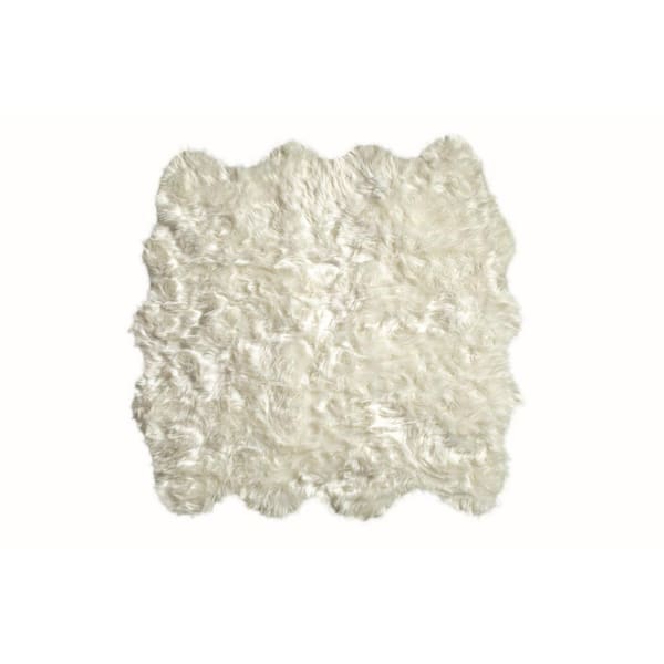 Gordon Off White 6 ft. x 6 ft. Faux Sheepskin Octo Indoor Rug