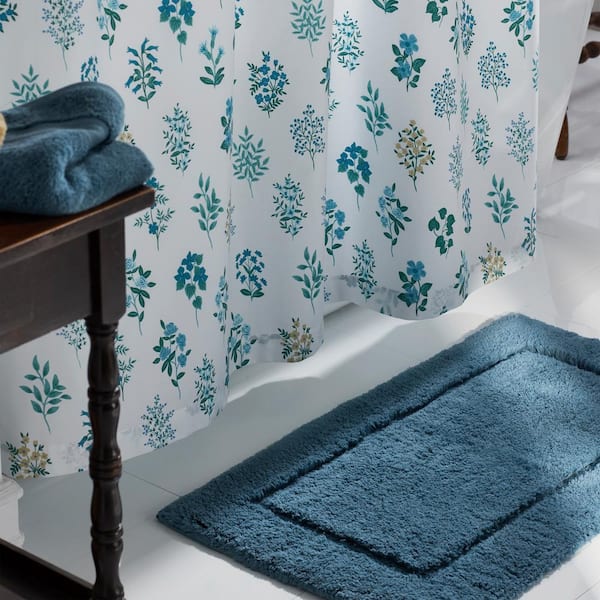 Legends Hotel Bath Rug