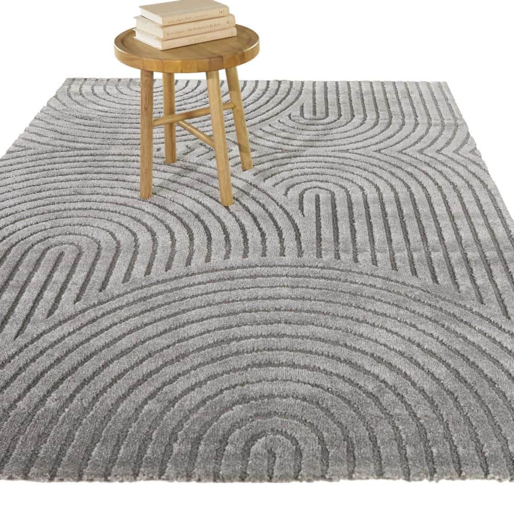 Gray Geometric Patterned Washable Synthetic Area Rug