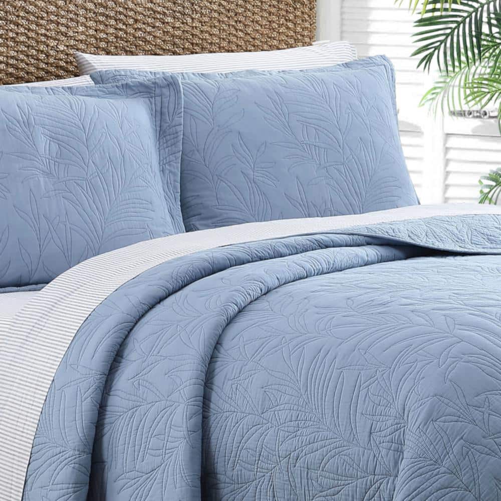 King Blue Cotton Reversible Quilt Set with Tropical Stitching