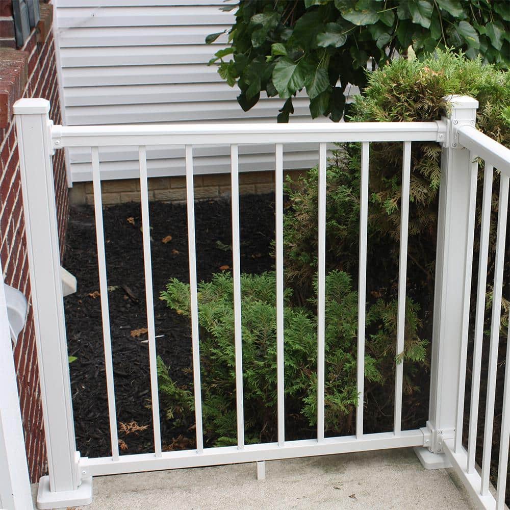 Stanford 36 in. White Aluminum Railing Kit for Decks and Porches
