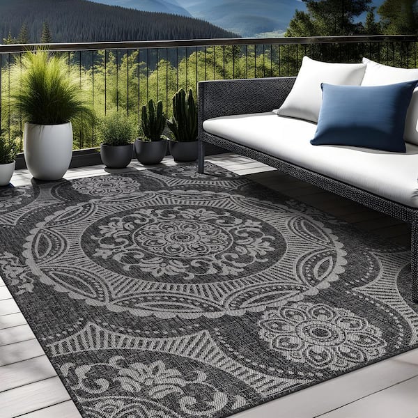 Waikiki Dark Grey/White 6 ft. x 9 ft. Medallion Indoor/Outdoor Area Rug