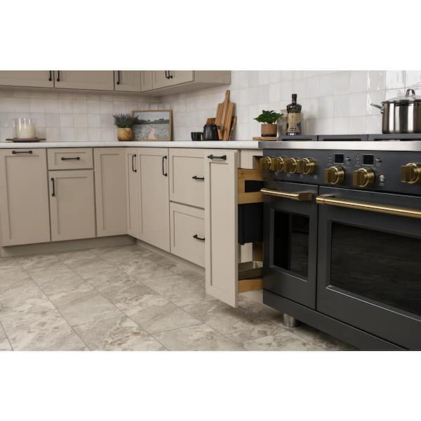Craftsman Collection Solid Maple Knife Block Pullout Organizer w/ BLUM Soft-Close for 12 in. Base Cabinets