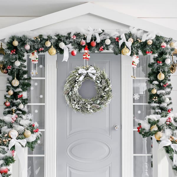 Regency Wreath Snowy Boxwood 24 in