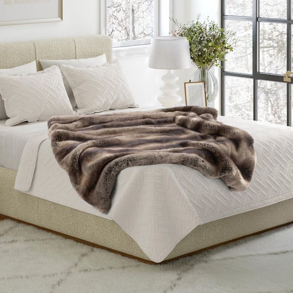 60 in. x 70 in. Gray/Brown Fabric Faux Fur Throw Blanket