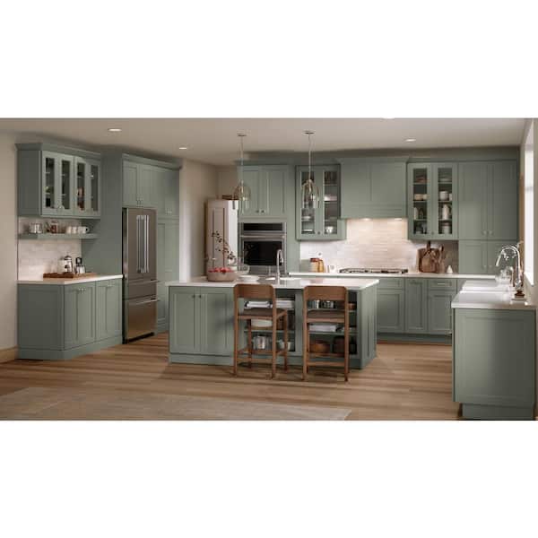 Cottage 14.5 in. W x 0.75 in. D x 14.5 in. H in Conifer Cabinet Door Sample