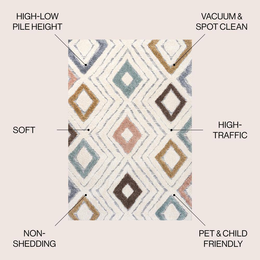 Amira Ivory Diamond High-Low 3' x 5' Synthetic Area Rug