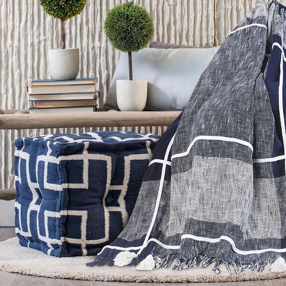 Gemma Modern Checks Blue / White Organic Cotton Throw Blanket