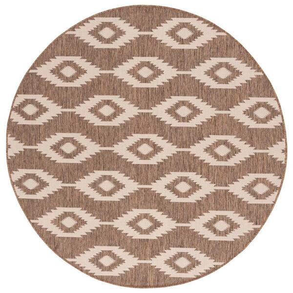 SAFAVIEH Beach House Cream/Beige 7 ft. x 7 ft. Round Southwestern Aztec