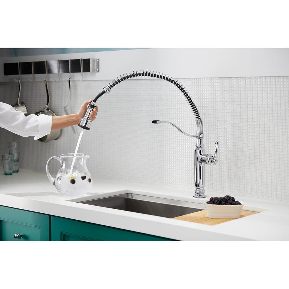 Polished Chrome Semi-Professional Kitchen Faucet with Pull-Out Spray