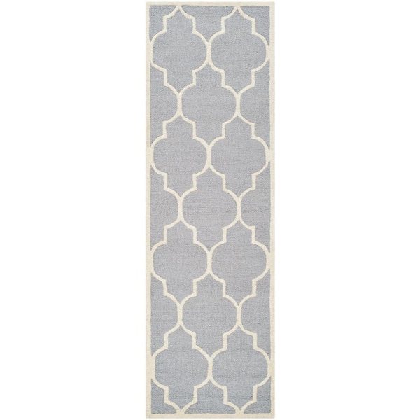 SAFAVIEH Cambridge Silver/Ivory 3 ft. x 6 ft. Border Geometric Trellis Runner Rug