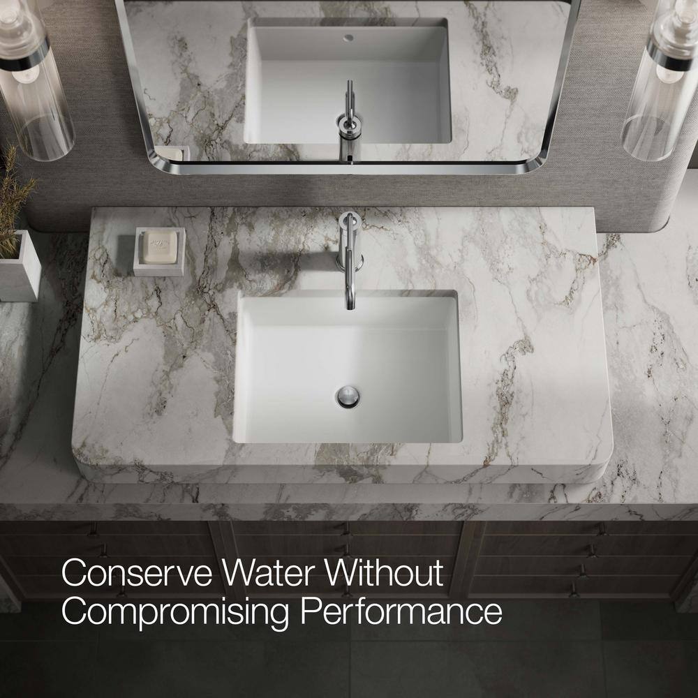 Polished Chrome Single-Handle Bathroom Sink Faucet