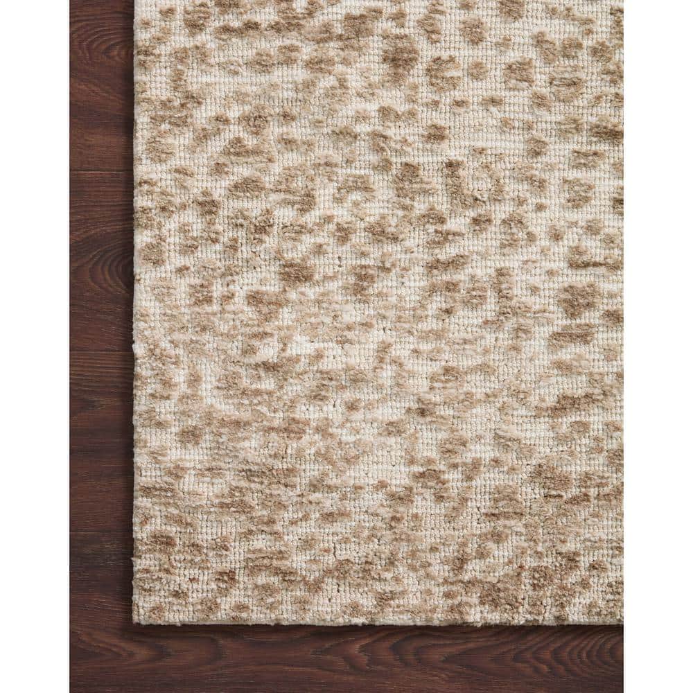 Ivory and Sand Geometric Synthetic Area Rug 2'3" x 3'9"