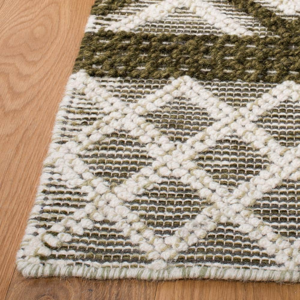 Ivory and Dark Green Handwoven Wool Area Rug 3' x 5'