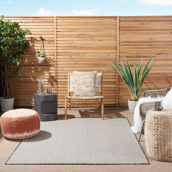 Courtyard Ivory Charcoal 4 ft. x 6 ft. Geometric Contemporary Indoor/Outdoor Patio Area Rug