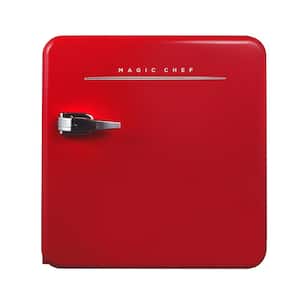 Magic Chef 0.7 cu. ft . Retro Countertop Microwave in Red MC77CMR - The  Home Depot