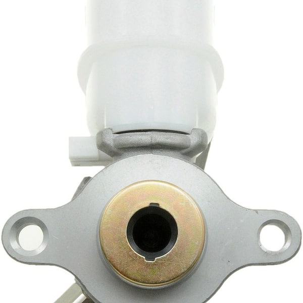 First Stop Brake Master Cylinder 2000-2001 Nissan Sentra 2.0L