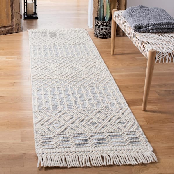 Natura 2 ft. x 10 ft. Ivory/Gray Geometric Tribal Runner Rug