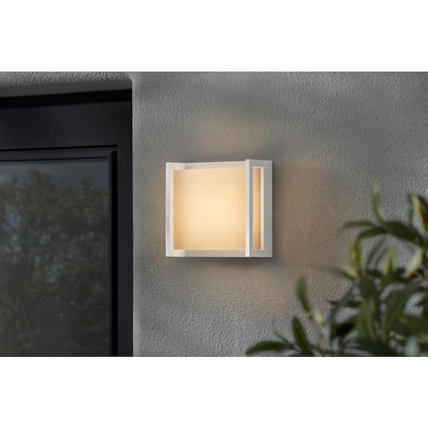 Oliver 5.51 in. White Hardwired Coach Outdoor Wall Light Sconce with Integrated LEDs