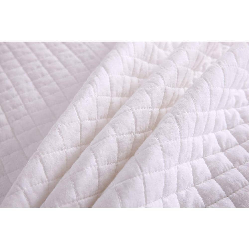 White Cotton Queen Reversible Quilted Bedspread Set