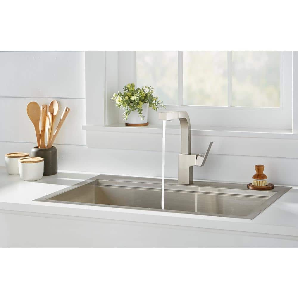 Stainless Steel Single Handle Pull-Out Kitchen Faucet