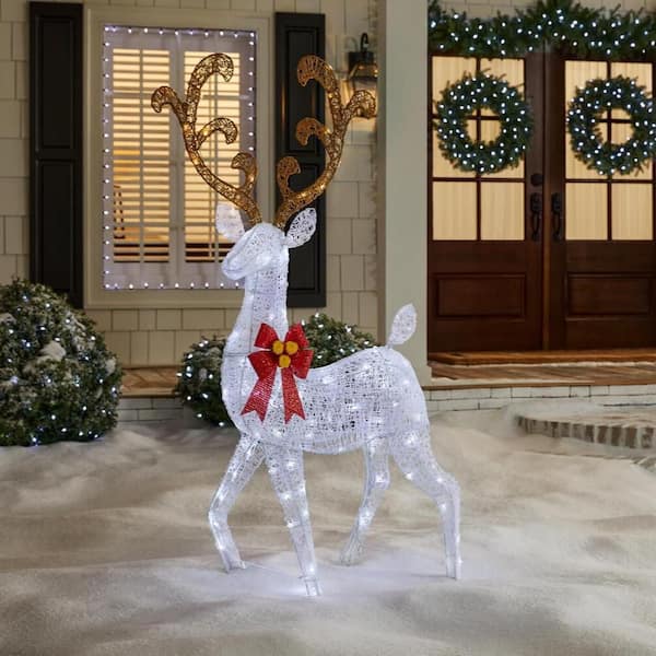5 ft. Icicle Shimmer Twinkling LED Deer Holiday Yard Decoration Y18