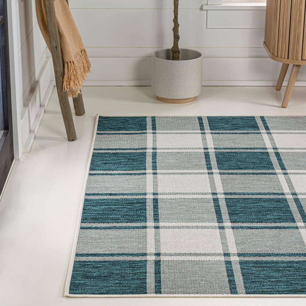 Turquoise and Cream Gingham 8' x 10' Synthetic Indoor/Outdoor Rug