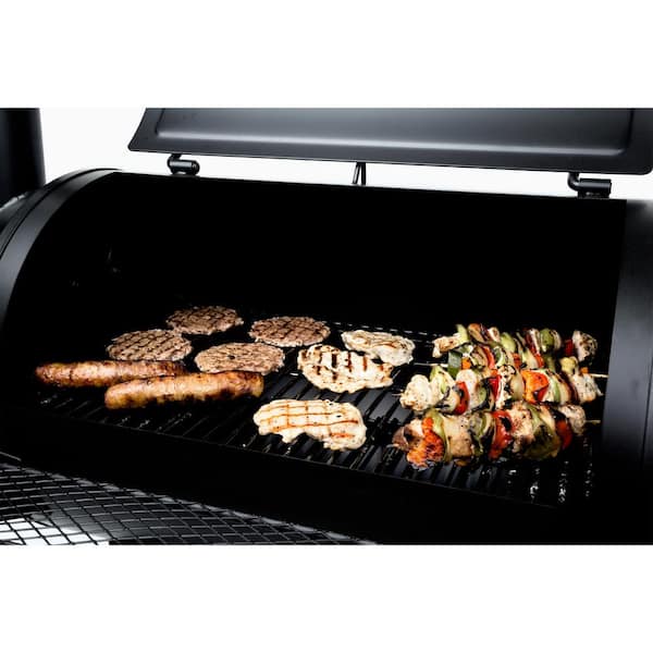 Dyna-Glo DGSS443CB-D Signature Heavy-Duty Compact Barrel Charcoal Grill in Black - 2