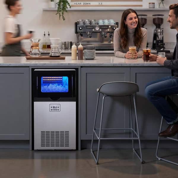 100 lbs./24 H Commercial Ice Maker 15.16in.W Freestanding 30 lbs. Capacity in 10 Mins Full Size Cube Freestanding Silver