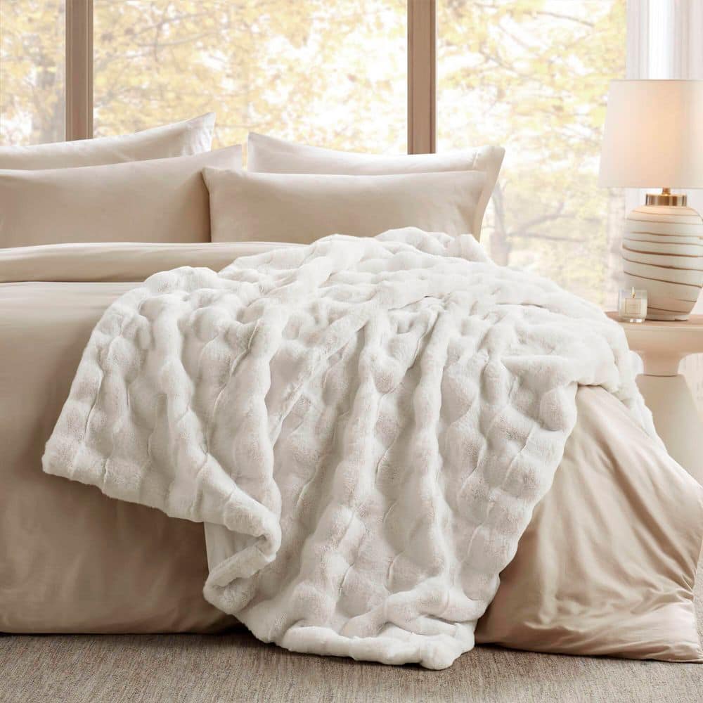 Fur Throw Madison Luxury Home Blanket Shop Madison Sherpa Throw