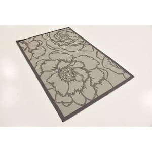 Outdoor Rose Gray 3' 3 x 5' 0 Area Rug
