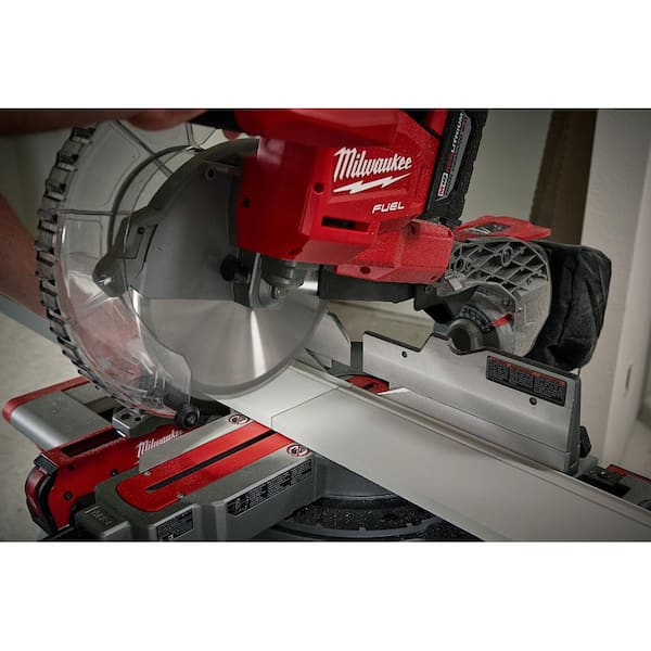 Milwaukee - M18 FUEL 18V Lithium-Ion Brushless Cordless 10 in. Dual Bevel Sliding Compound Miter Saw Kit W/(1) 9.0Ah Battery
