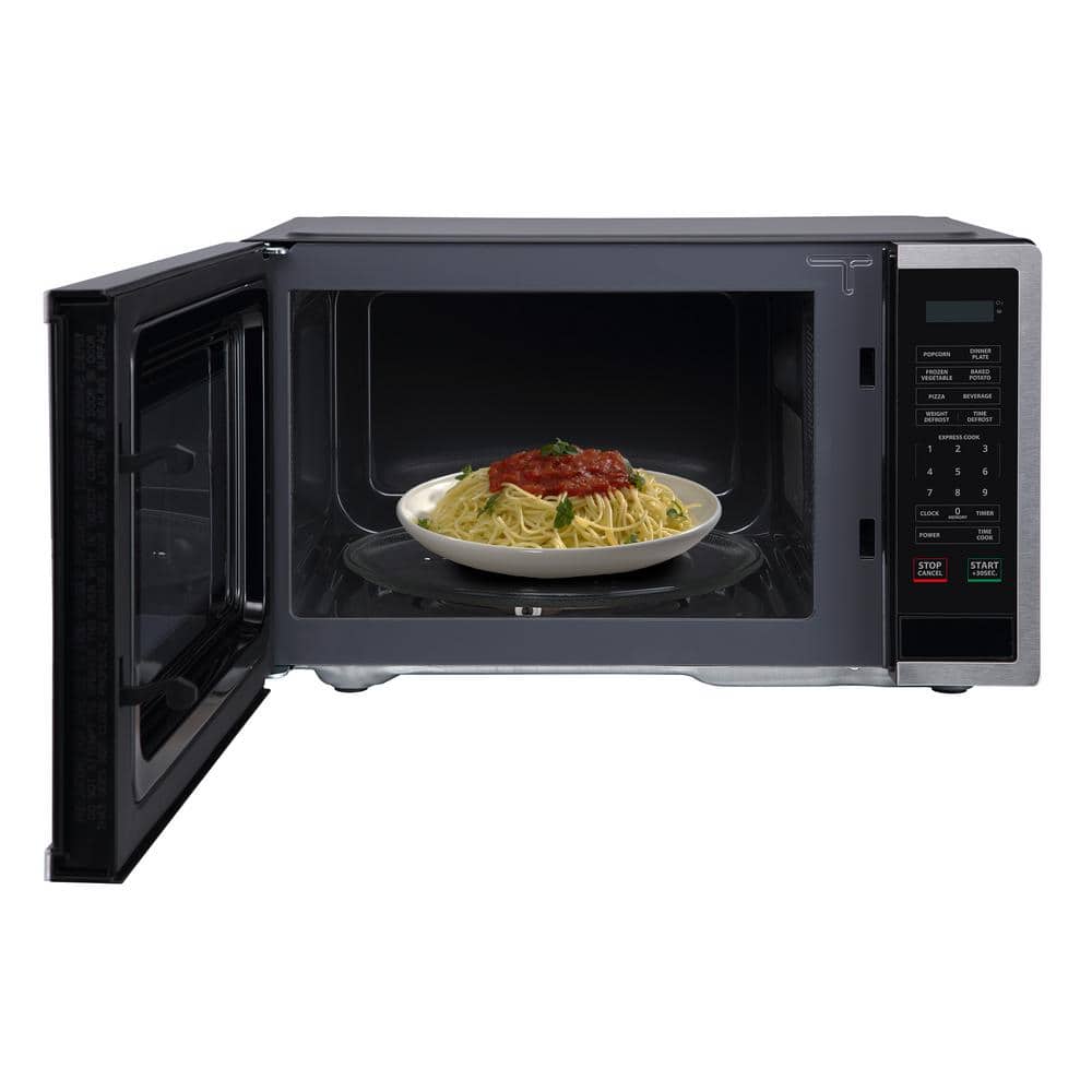 Magic Chef 0.9 cu ft Countertop Microwave Ovens in Stainless Steel