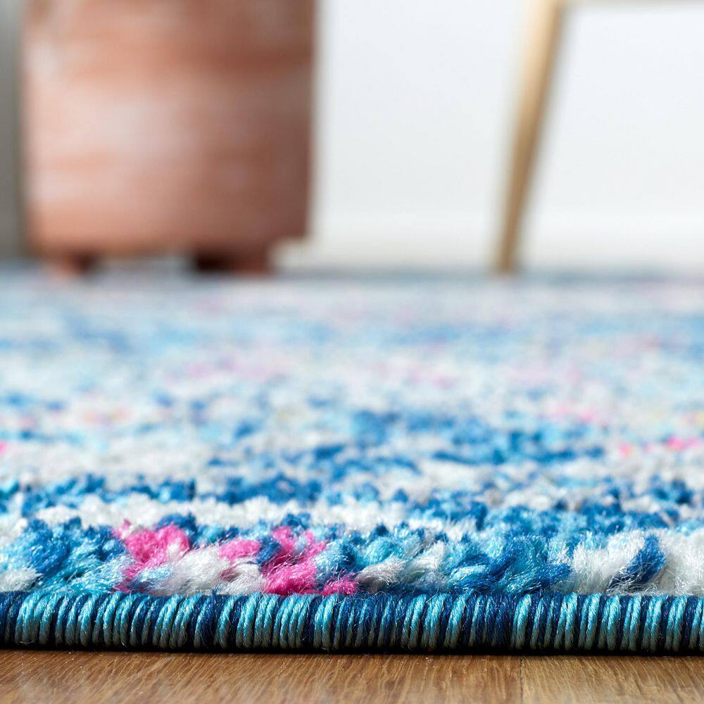 Blue Paisley 4' x 6' Synthetic Area Rug