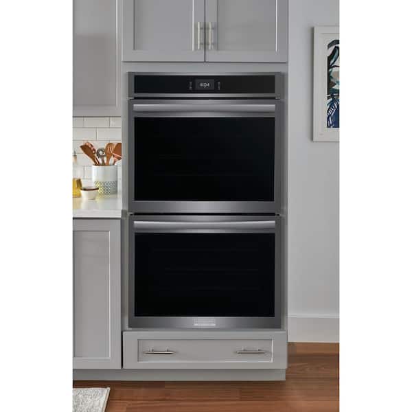https://images.thdstatic.com/productImages/18bfed60-ece6-4cbd-a491-f30c3e33fa1f/svn/black-stainless-steel-frigidaire-gallery-double-electric-wall-ovens-gcwd3067ad-d4_600.jpg