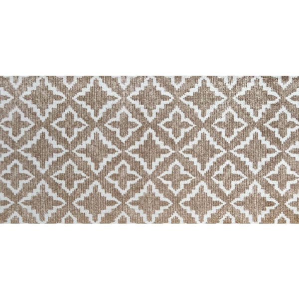 Maltese 2.29 ft x 3.92 ft Tan and White Geometric Area Rug
