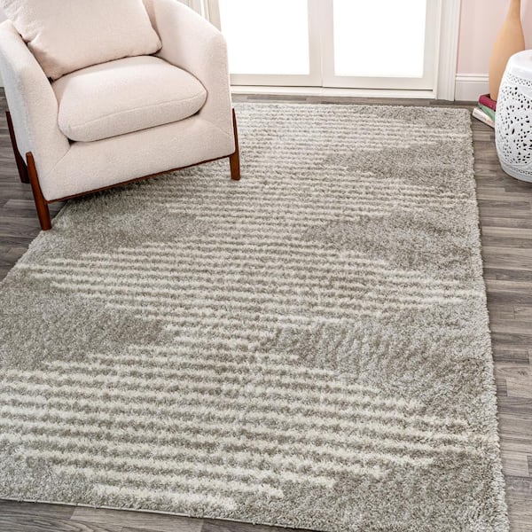 JONATHAN Y Elm Gray/Ivory 8 ft. x 10 ft. Diamond Stripe Geometric Shag Area Rug