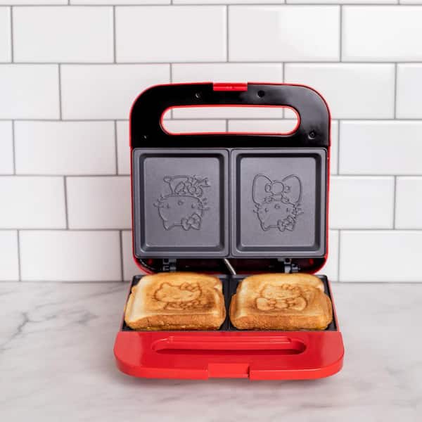Uncanny Brands Hello Kitty Red 900W Grilled Sandwich Maker PP-KIT-HK1 - The  Home Depot