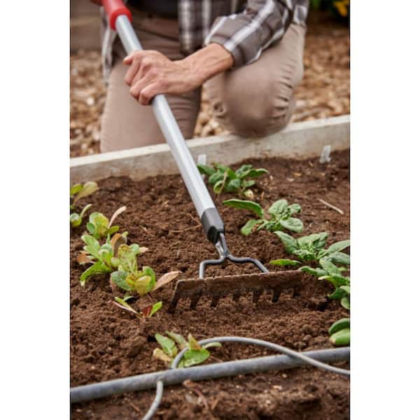 Corona ComfortGEL 7-Tine Extended Reach Tine Rake GT 3234 - The