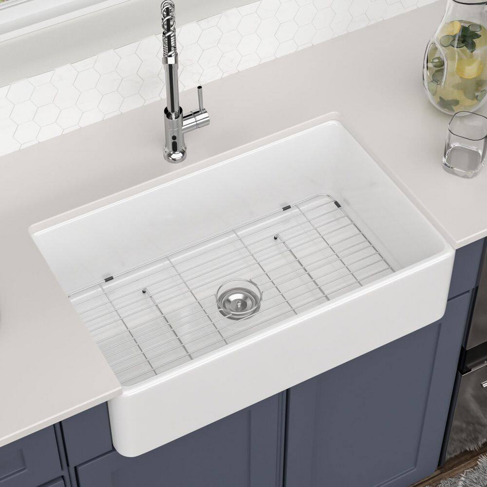 33'' White Ceramic Farmhouse Apron-Front Single Bowl Kitchen Sink