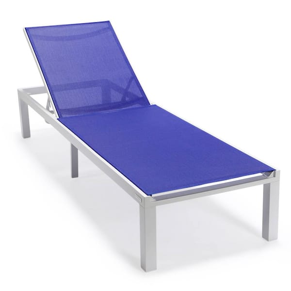 Leisuremod Marlin Modern White Aluminum Outdoor Patio Chaise Lounge Chair with Square Fire Pit Table (Navy Blue)