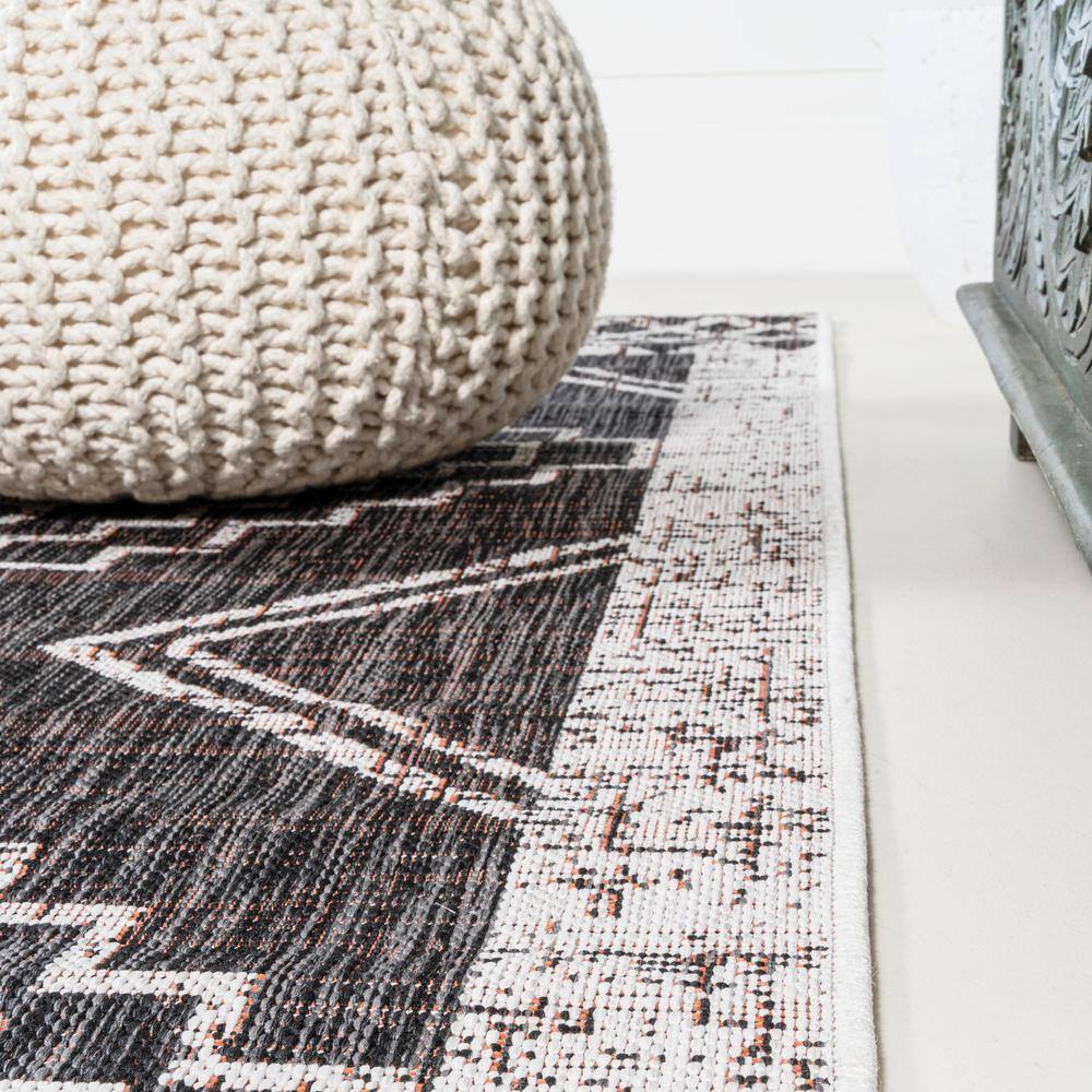 Marokko Black and Ivory Geometric Indoor/Outdoor Rug