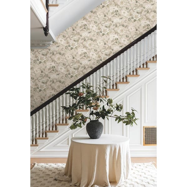 Marguerite Vine Brown Wallpaper