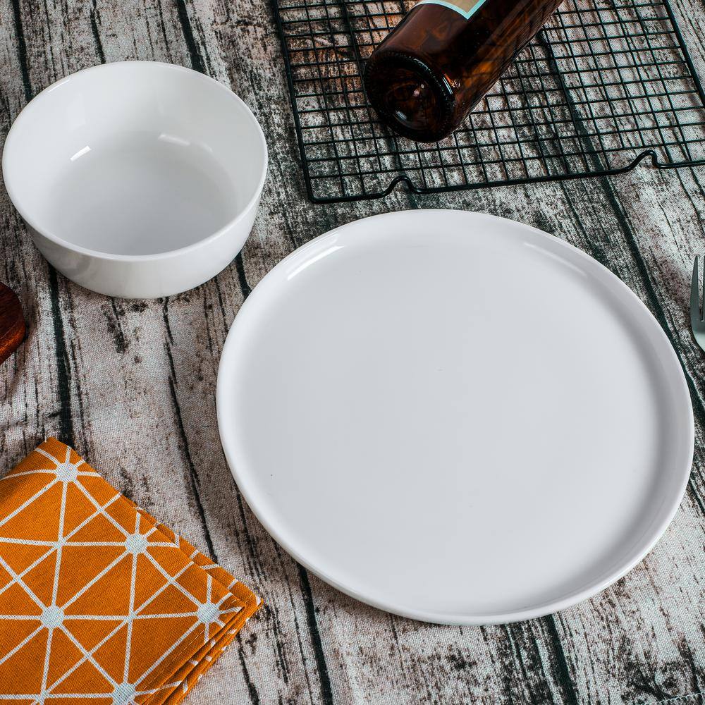 White Porcelain 16-Piece Round Dinnerware Set, Service for 4