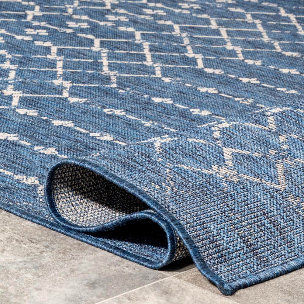 Blue Trellis 5x8 Washable Synthetic Indoor/Outdoor Area Rug